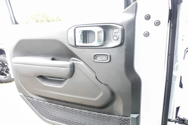 2026 Jeep Wrangler 4-Door Rubicon - Photo 16