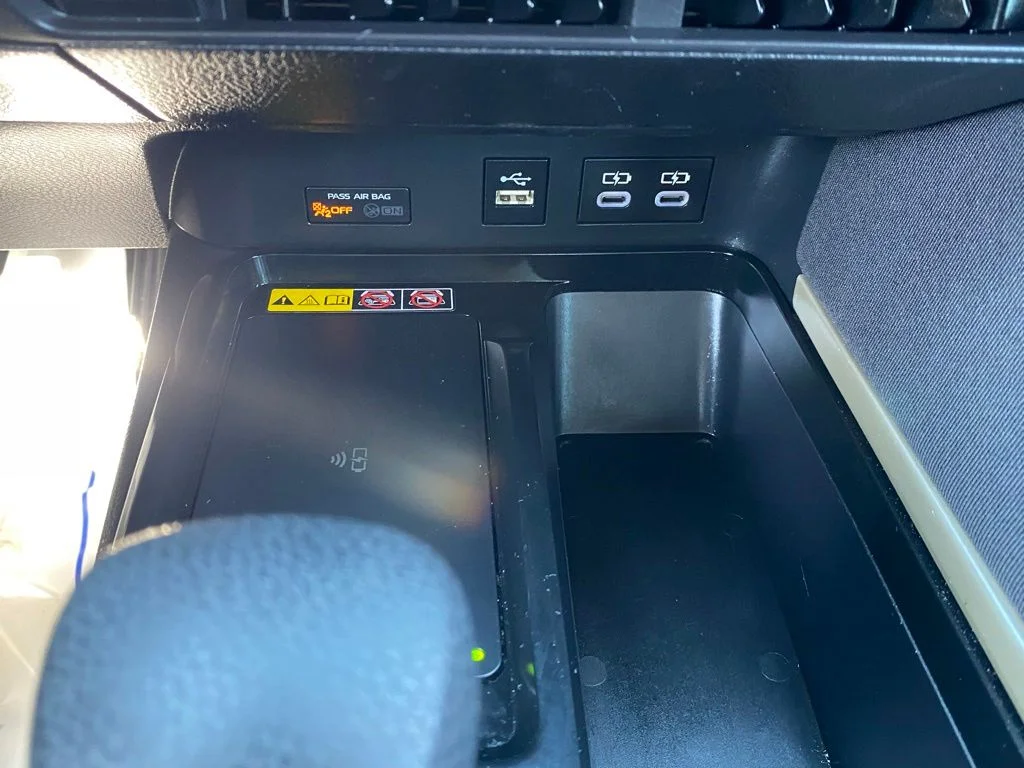 Used 2025  Toyota LE image 24