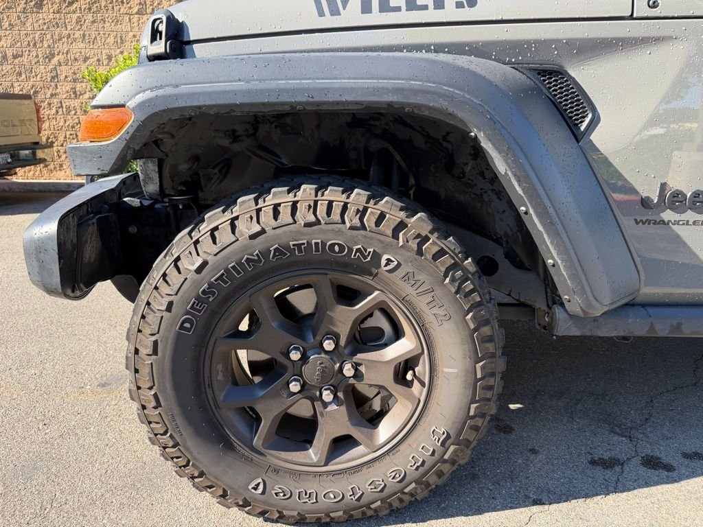 Used 2023 Gray Jeep Willys image 6