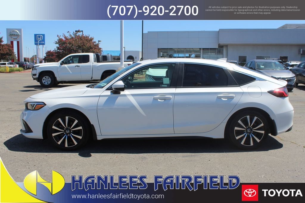 Used 2023  Honda EX-L image 2