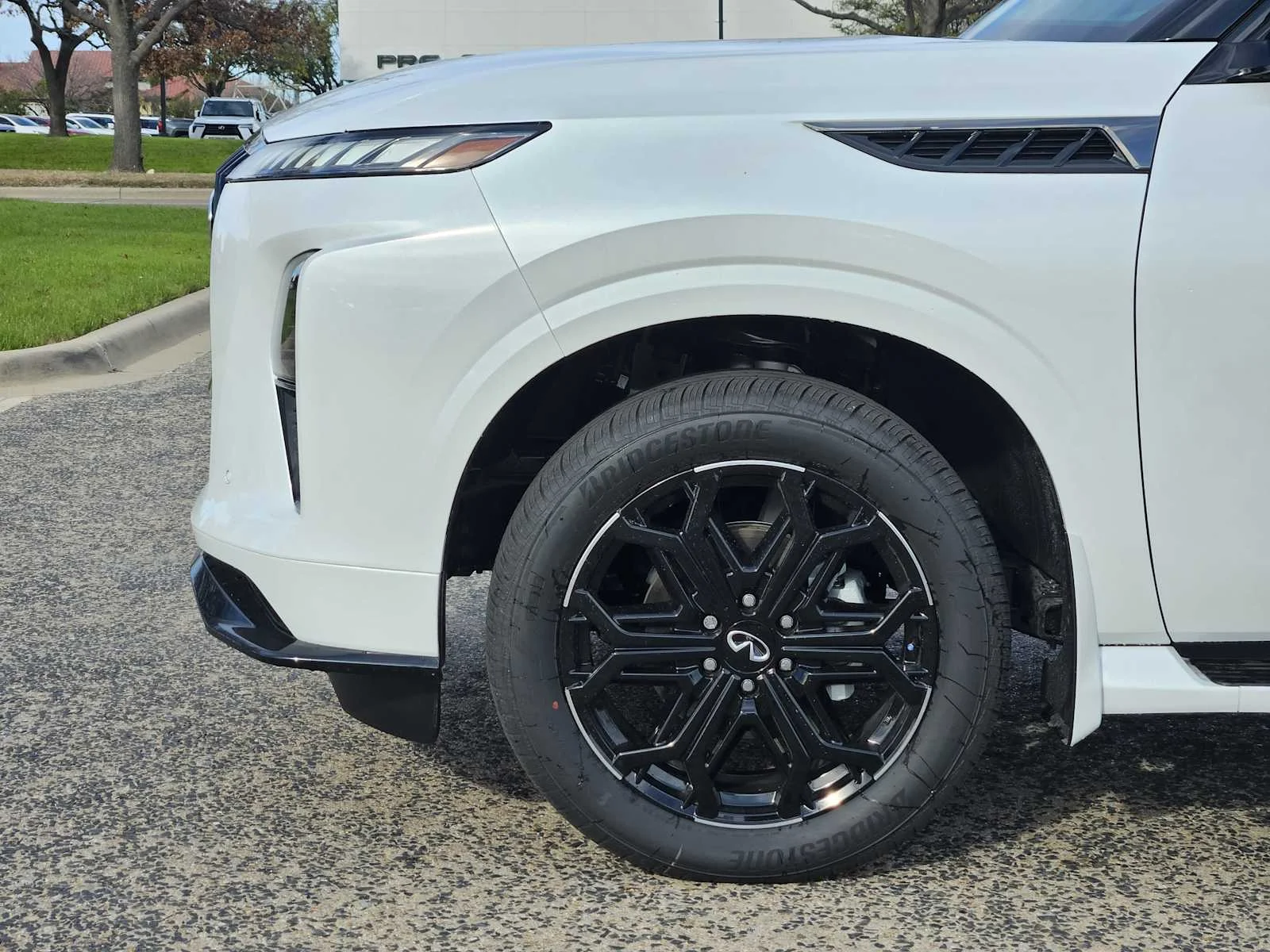 2026 INFINITI QX80 Sport - Photo 5