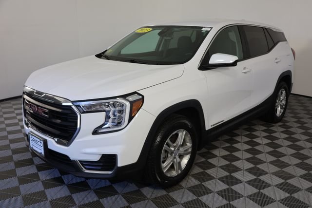 2023 GMC Terrain SLE - Photo 4