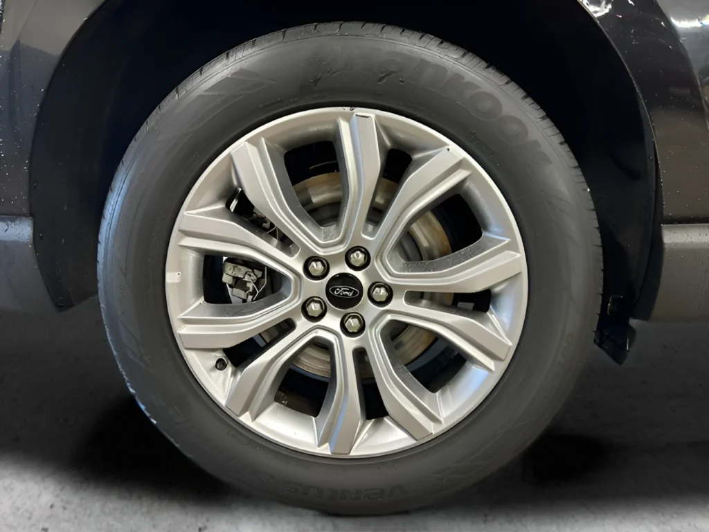 Used 2024 Black Ford Titanium image 31