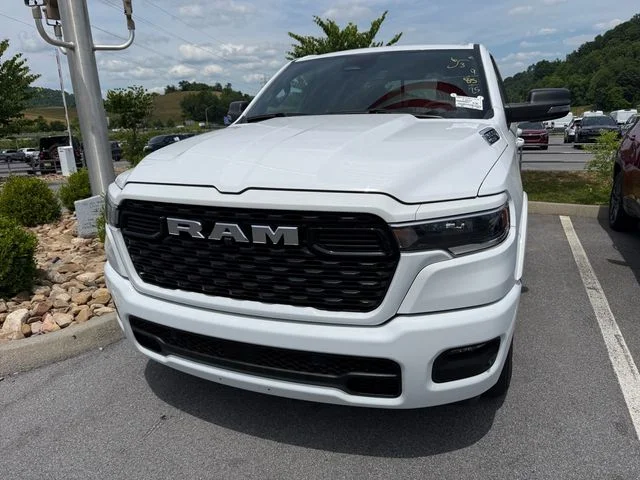 Used 2025 White Ram Big Horn/Lone Star image 5