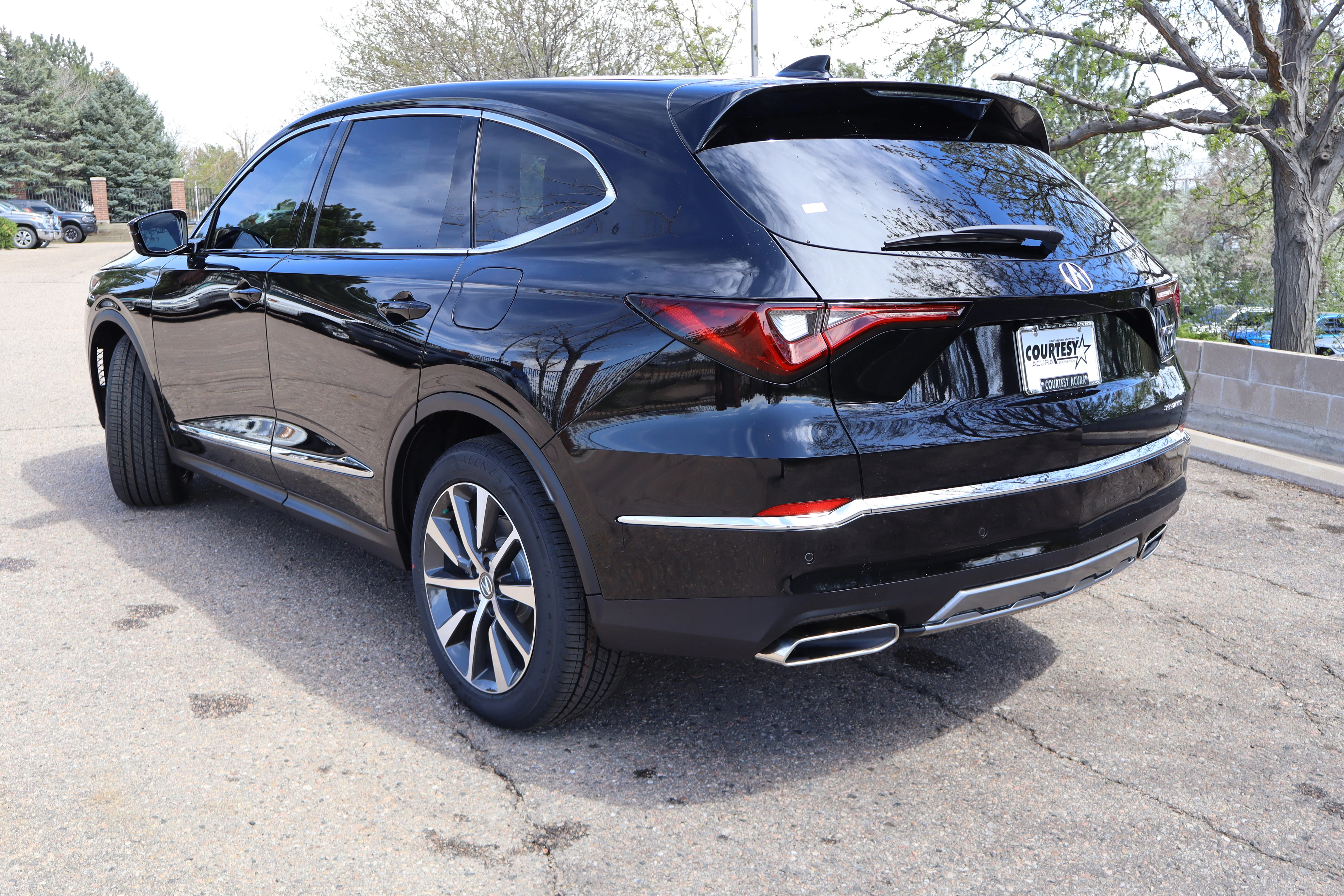 New 2026 Majestic Black Pearl Acura w/Technology Package image 4