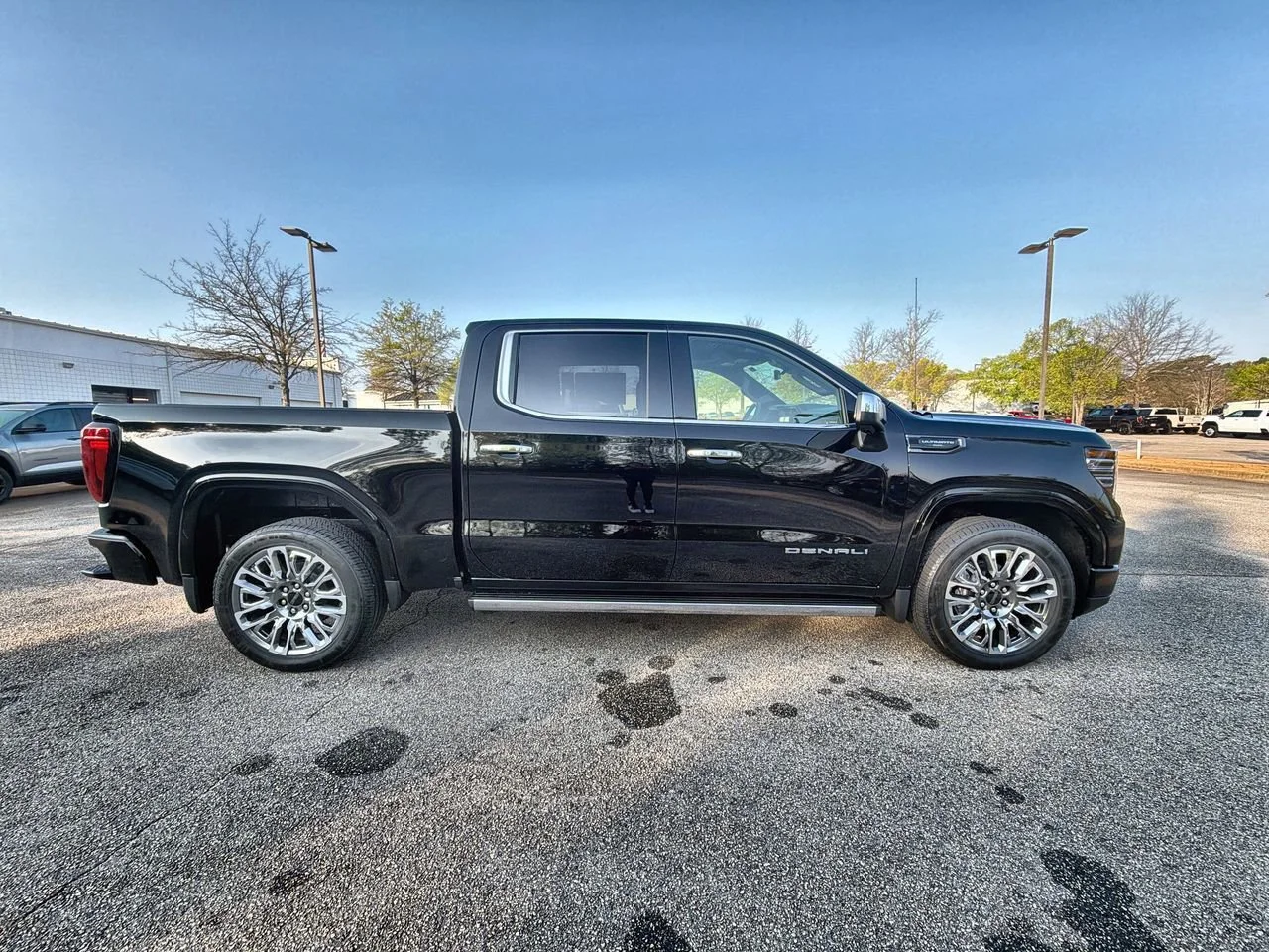 New 2026 Onyx Black GMC Denali Ultimate image 9