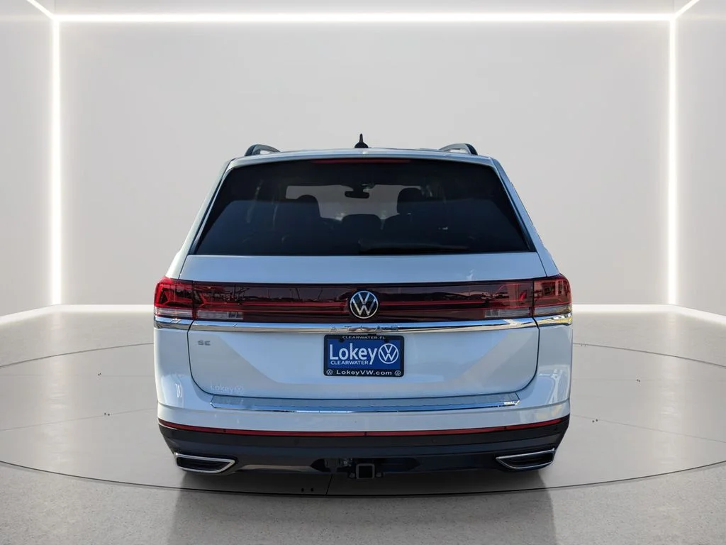 New 2026 White/off-white Volkswagen SE w/Technology image 8