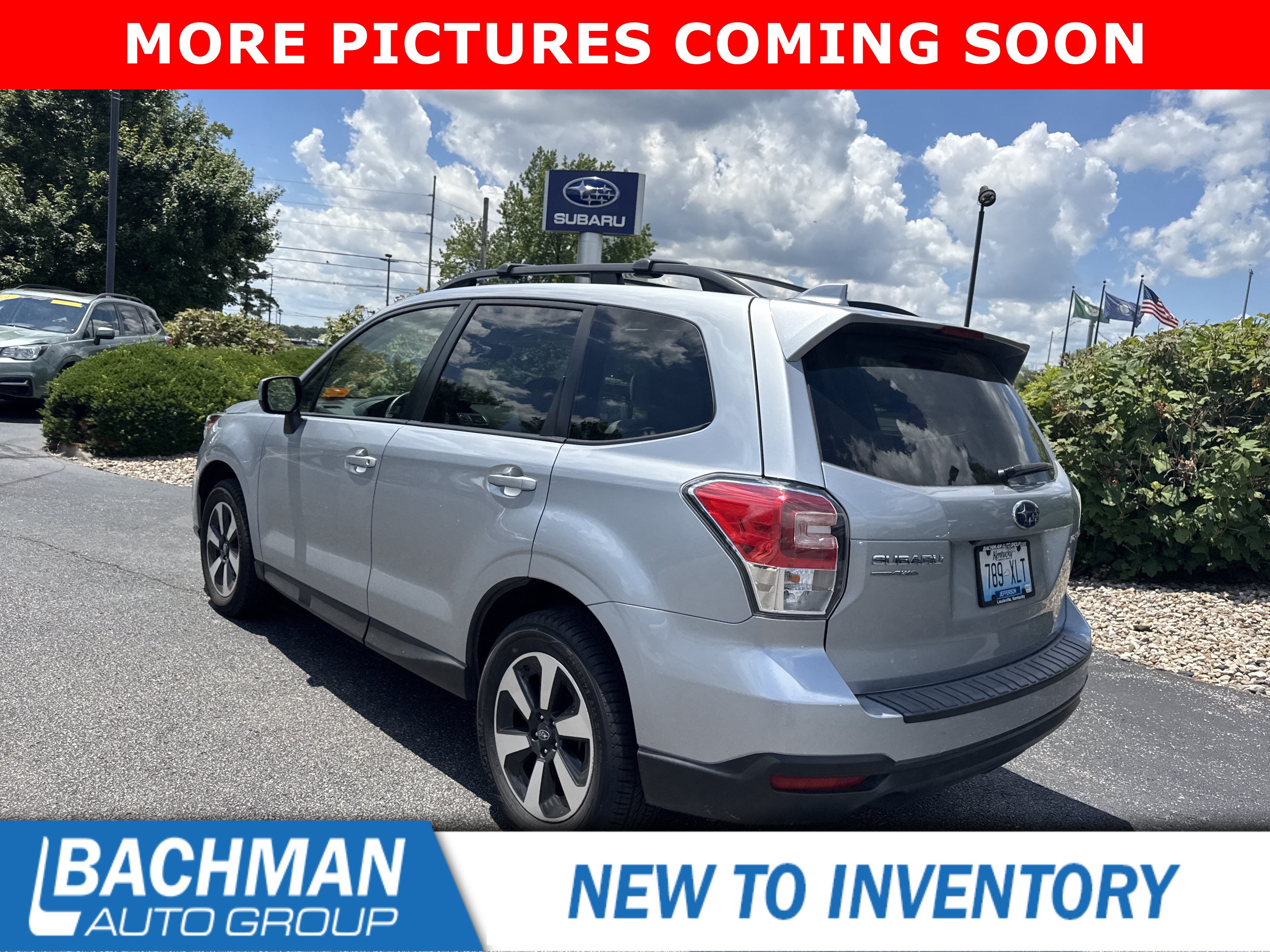Used 2018 Ice Silver Metallic Subaru Premium image 9
