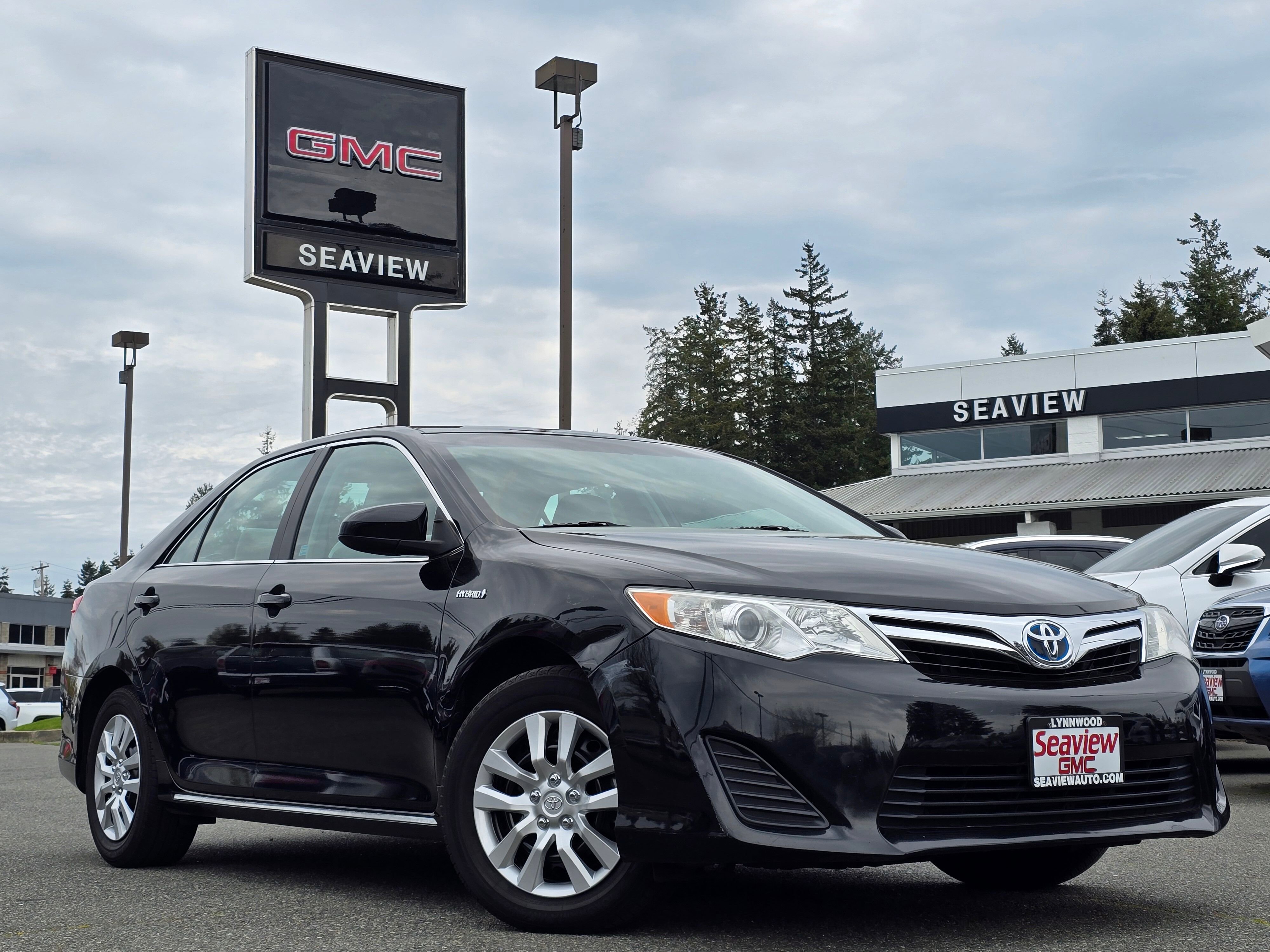 2013 Toyota Camry LE Hybrid