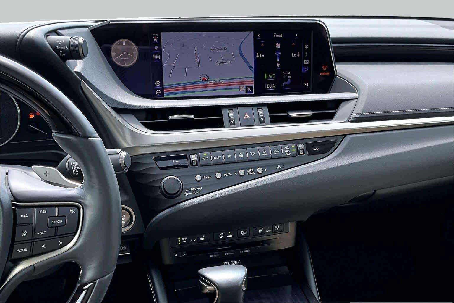 Used 2019 Eminent White Pearl Lexus Ultra Luxury image 7
