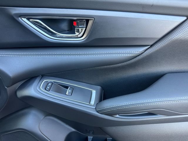 New 2026 CRYSTAL WHITE PEARL Subaru Limited 7-Passenger image 22
