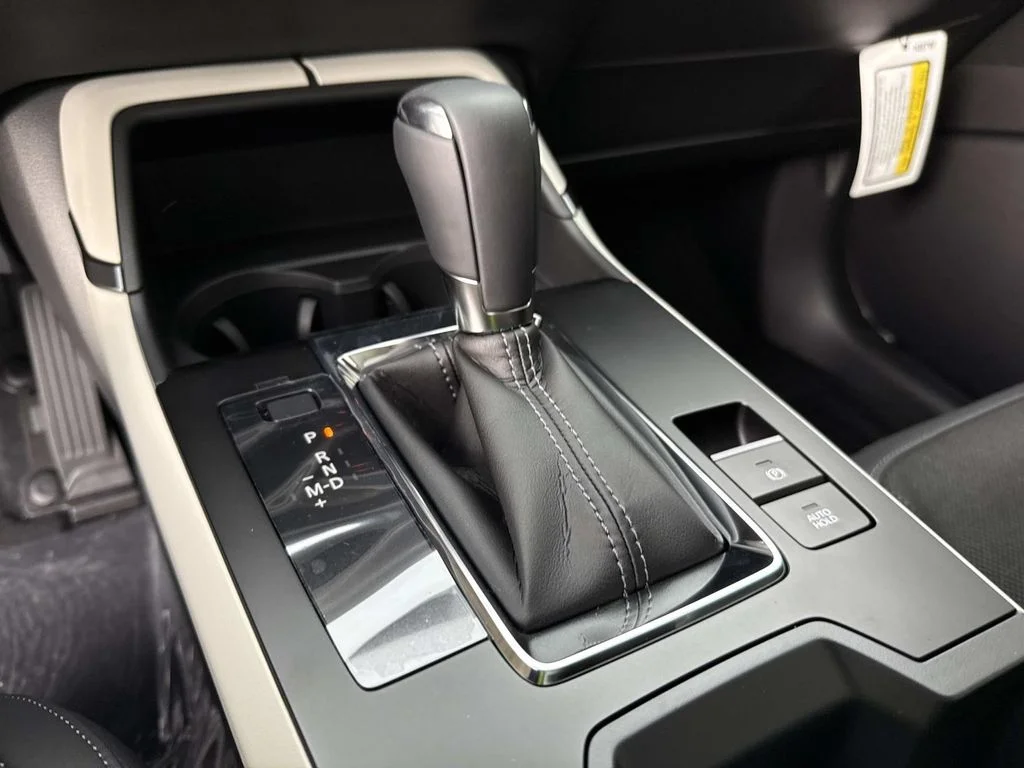 New 2026 Rhodium White Metallic Mazda 2.5 S Preferred AWD image 32