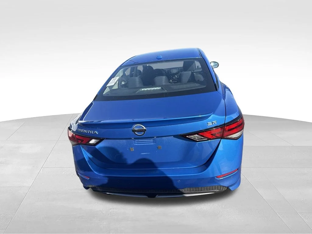 Used 2021 Blue Nissan SR image 4