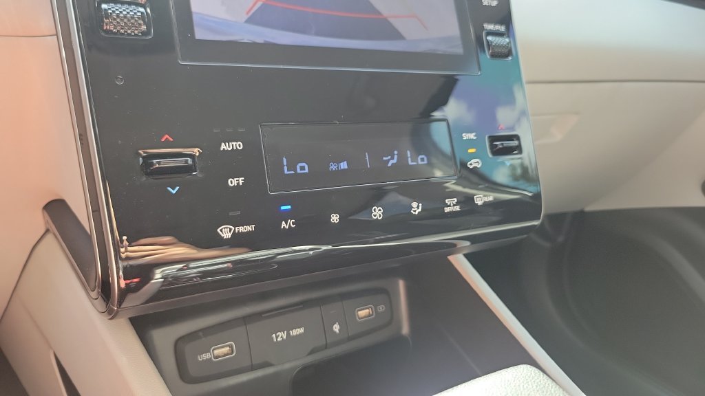 Certified Used 2024 Silver Hyundai SEL image 18