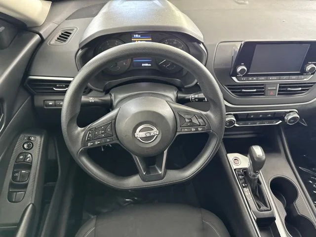Used 2023 Black Nissan 2.5 S image 23