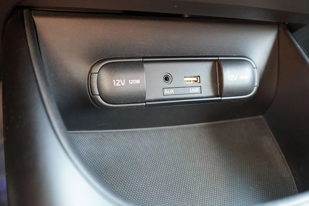 Used 2015 Alien II Kia Plus image 25