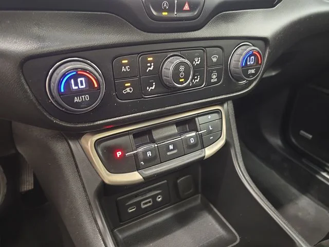 Used 2022 Quicksilver Metallic GMC Denali image 26