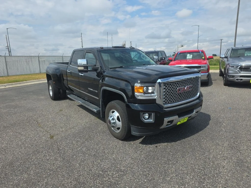 2015 GMC Sierra 3500 Denali HD Denali - Photo 12