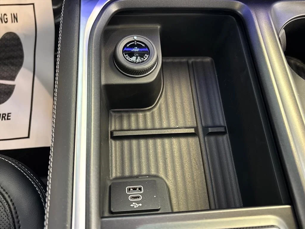New 2026 Dark Matter Gray Metallic Ford Platinum® image 36