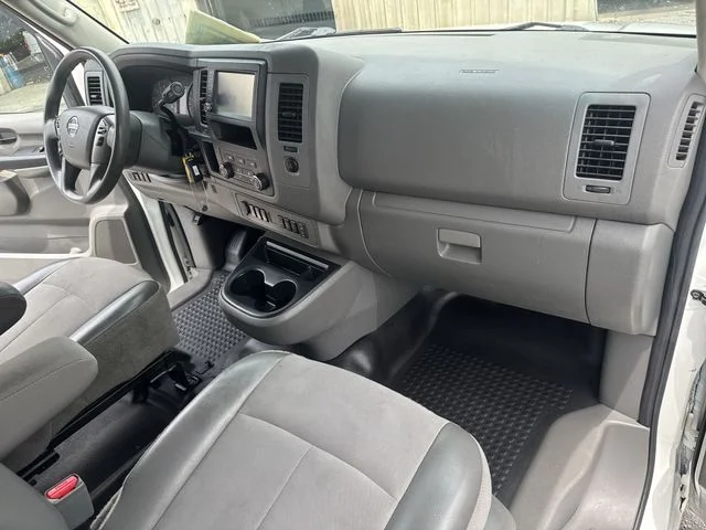 Used 2021 White Nissan SV image 9