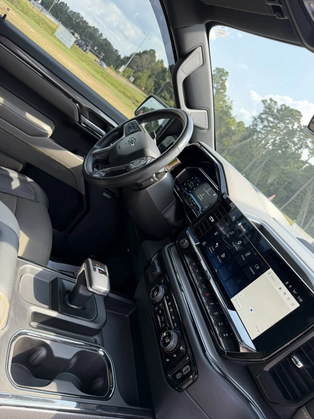 Used 2022 Dark Ash Metallic Chevrolet ZR2 image 11
