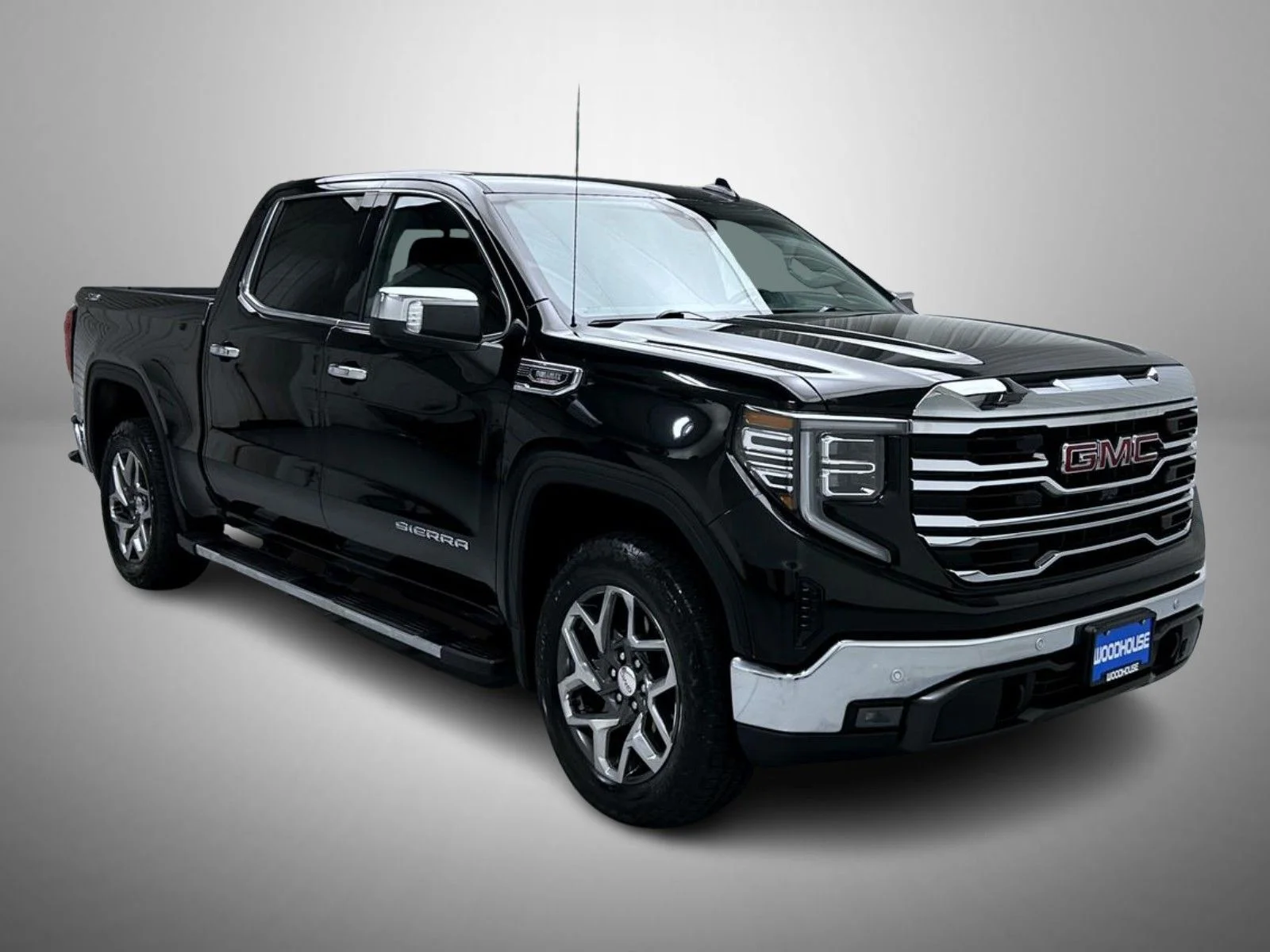 Used 2024 Black GMC SLT image 3