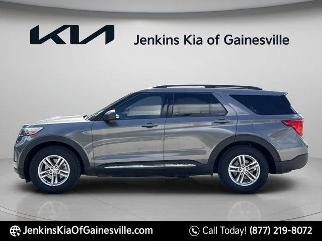 Used 2023 Gray Ford XLT image 4