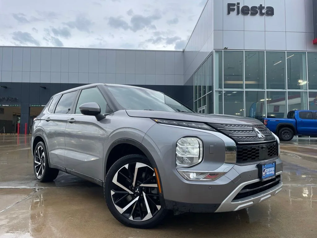 2022 Mitsubishi Outlander SE S-AWC's photo