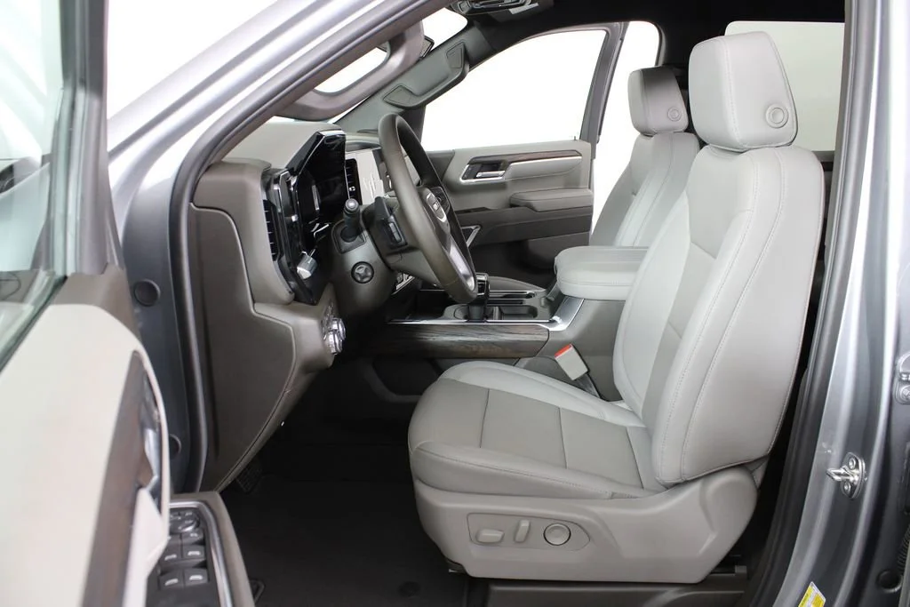 2026 GMC Sierra 1500 SLT - Photo 23