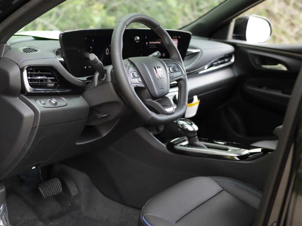 2026 Buick Envista Sport Touring - Photo 9