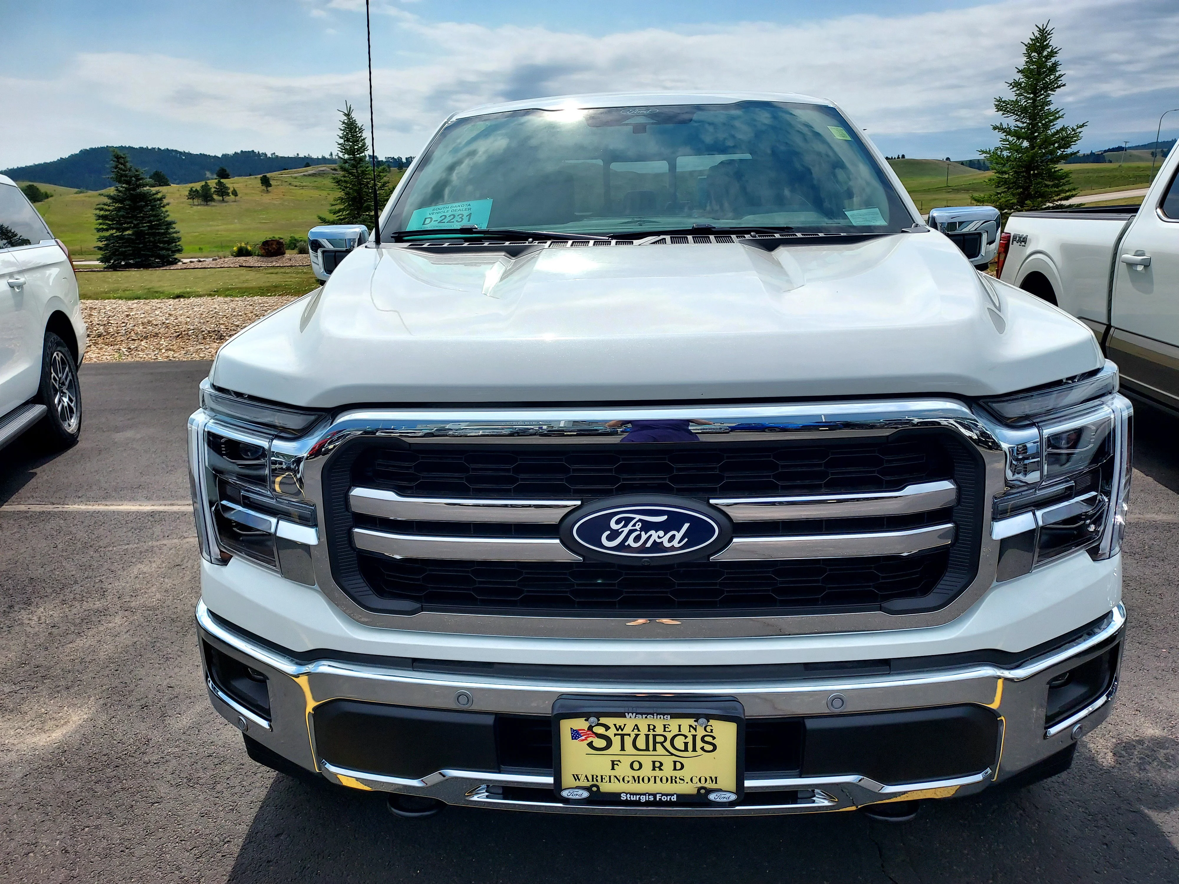 New 2026 Star White Metallic Tri-Coat Ford LARIAT image 11