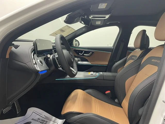 New 2026 MANUFAKTUR Moonlight Whit Mercedes-Benz E 53 AMG® image 18