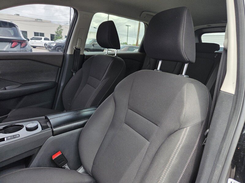 Used 2023 Black Nissan S image 11