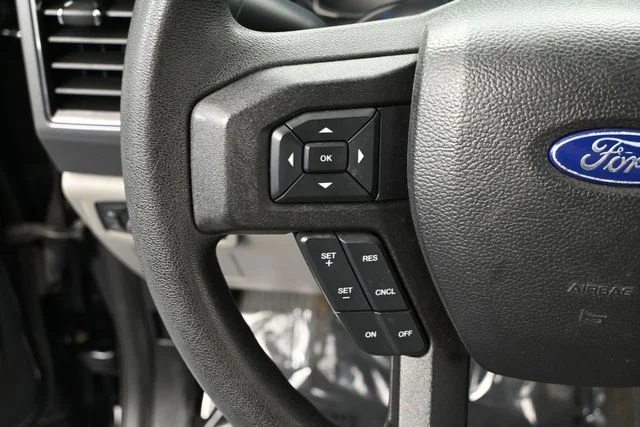 Used 2018 Black Ford XLT image 21