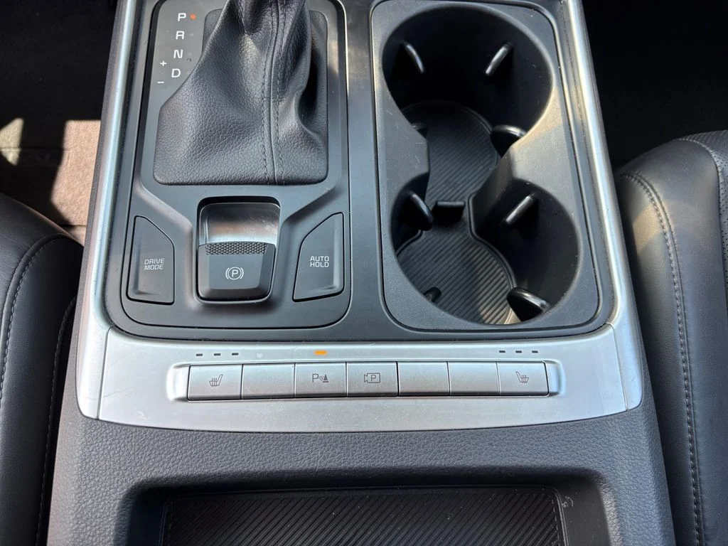 Used 2025 Blue Kia LXS image 32
