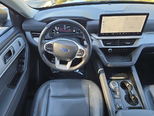 Used 2025 Black Ford Active image 16