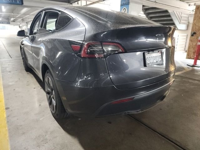 Used 2025  Tesla Long Range image 3