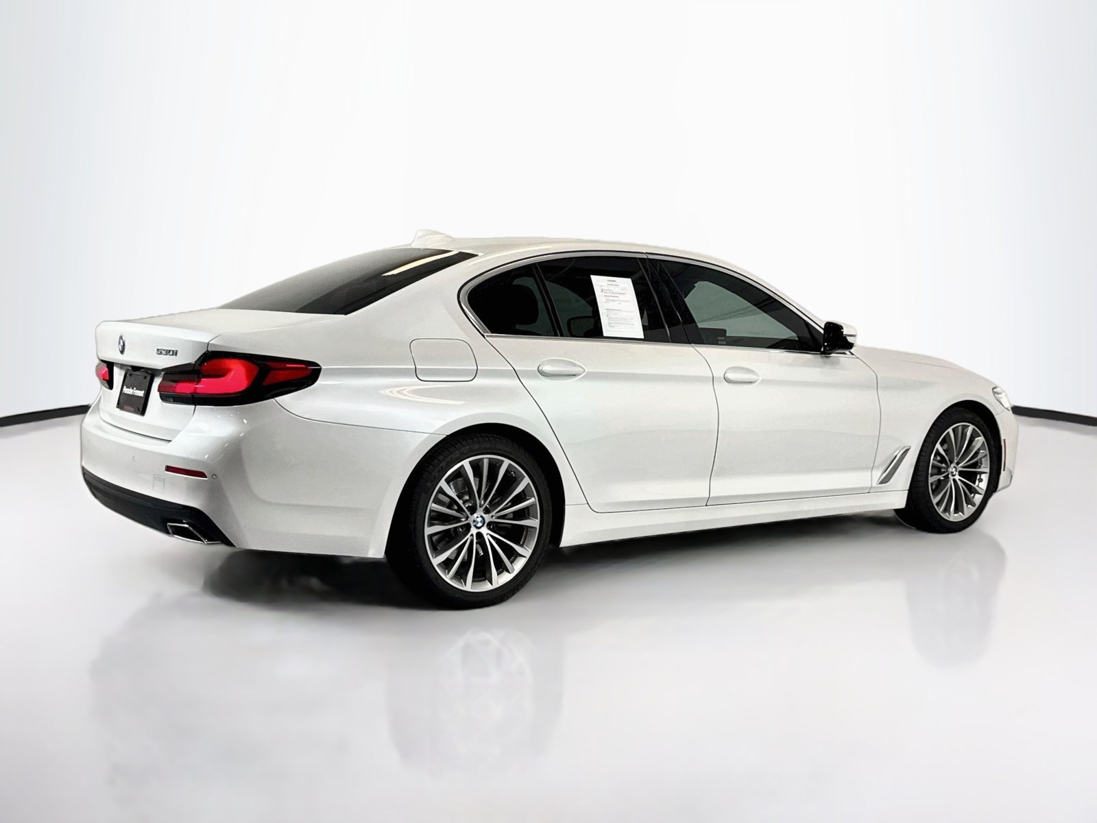 Used 2023 Mineral White Metallic BMW 530i image 9