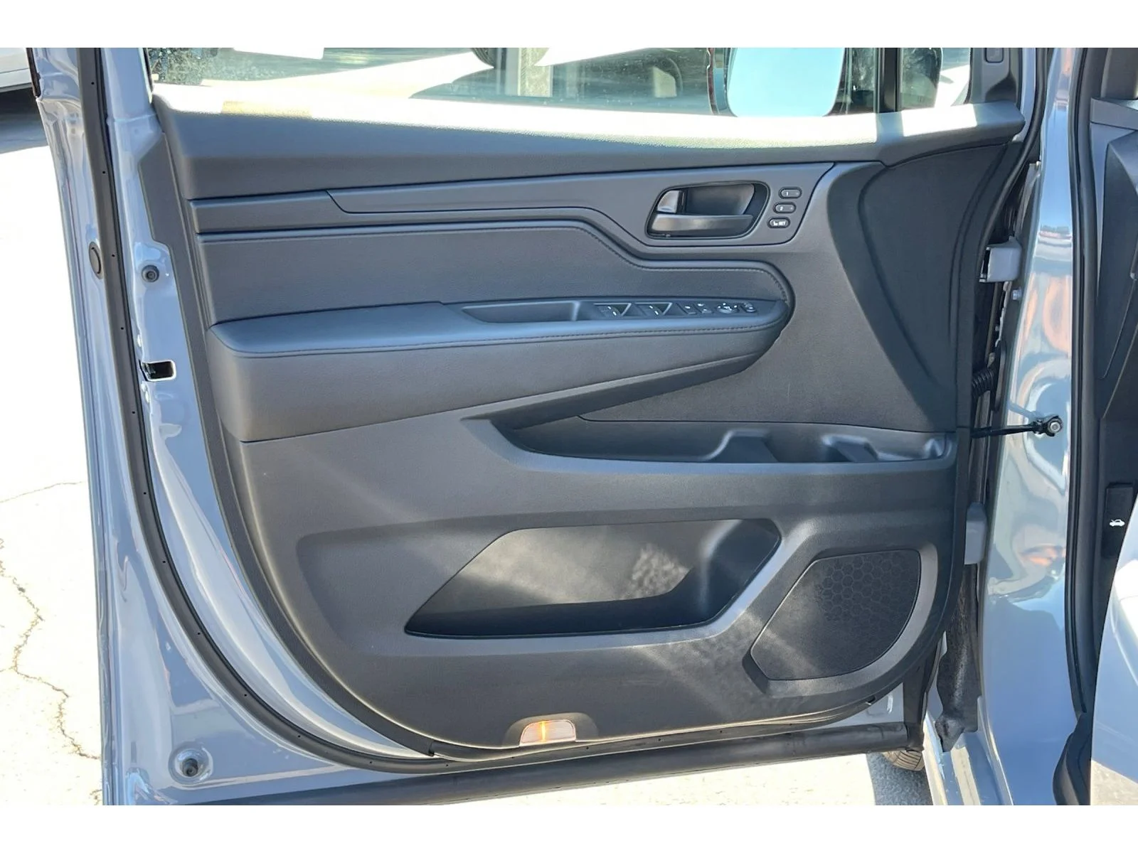 Used 2026 Sonic Gray Pearl Honda Sport-L image 11