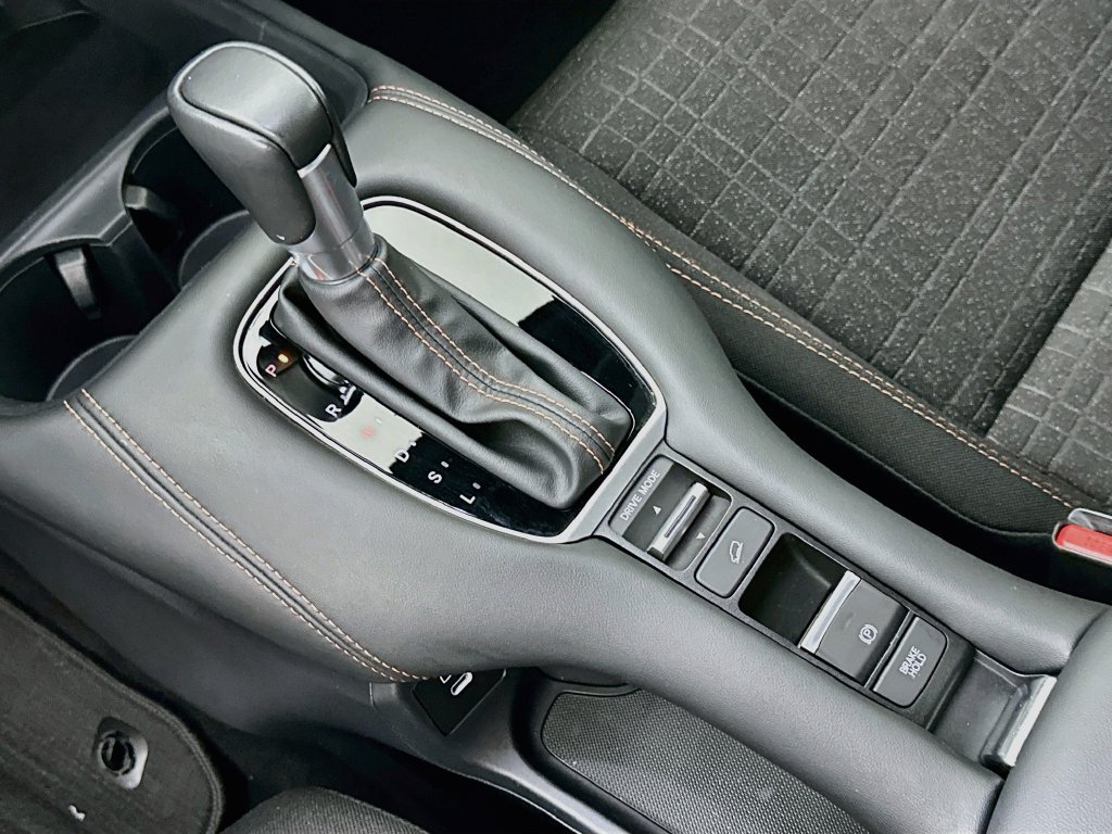 2025 Honda HR-V Sport - Photo 16