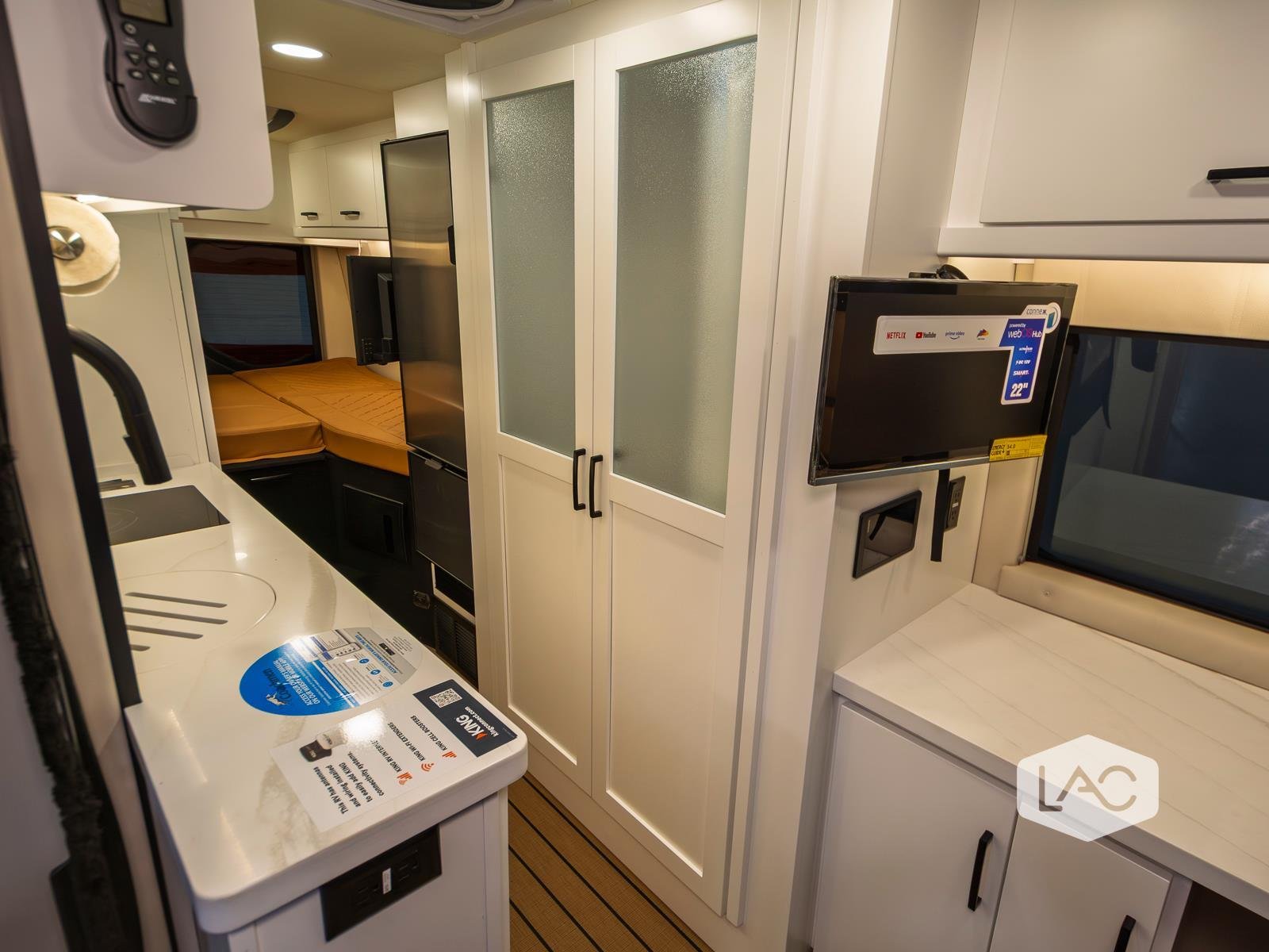 Used 2025 Iridium Silver Coachmen M-24 | Dual-Twin Beds|Generator|Electrical Pkg image 3