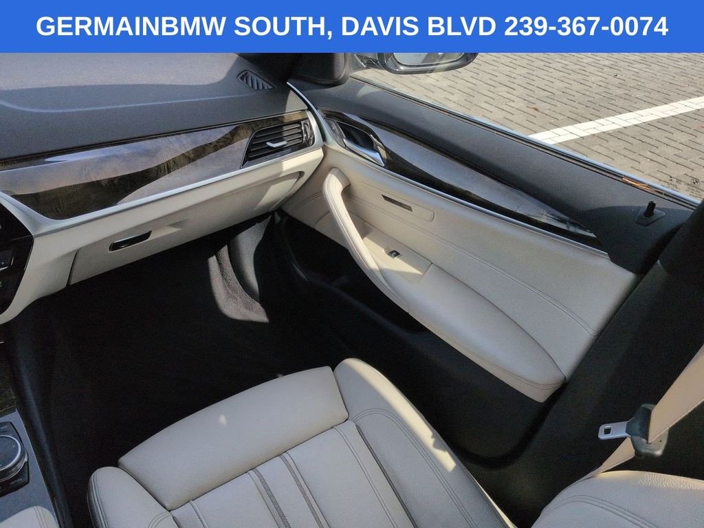 Used 2020 Bluestone Metallic BMW 530i image 19