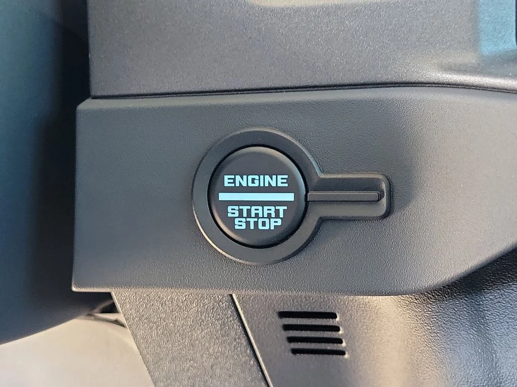 Used 2025 Desert Sand Ford Badlands image 30