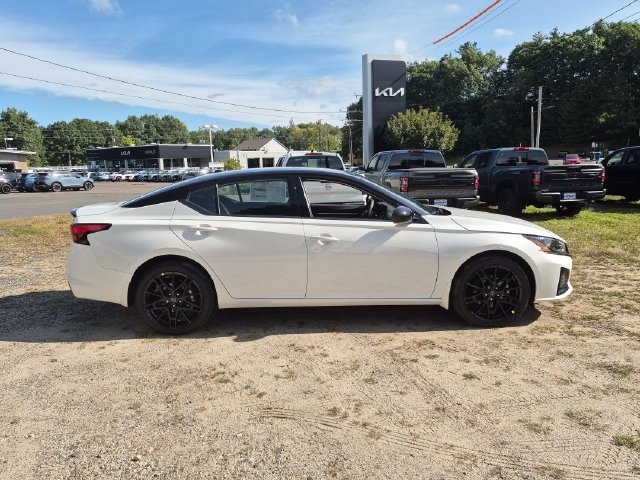 New 2026 Pearl White TriCoat / Super Black Two-tone Nissan SR Midnight Edition® image 3