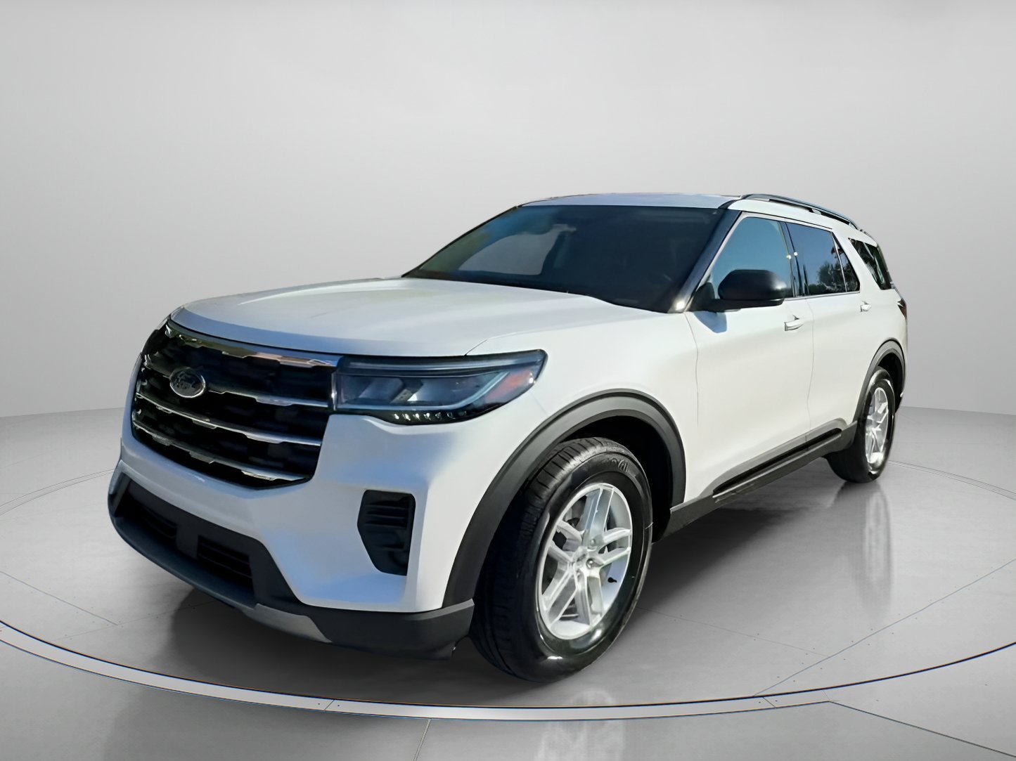 New 2026 Star White Metallic Tri-Coat Ford Active image 9