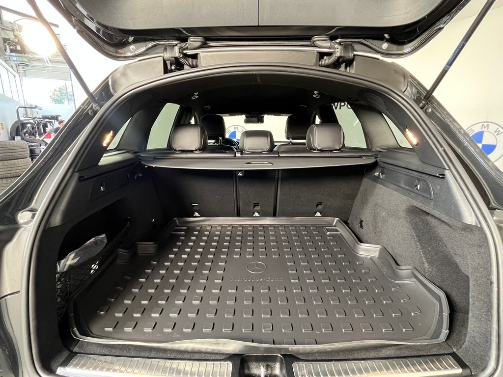 Used 2022 Gray Mercedes-Benz GLC 300 image 15