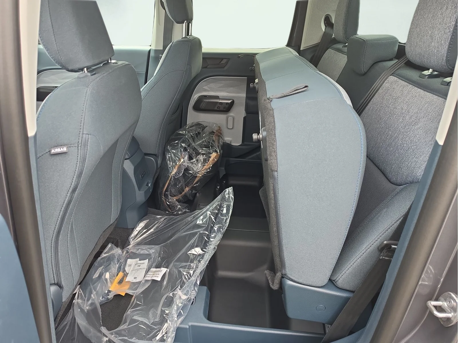 New 2026 Gray Ford XLT image 15