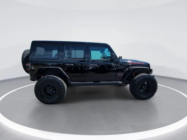 Used 2018 Black Jeep Unlimited Rubicon image 9