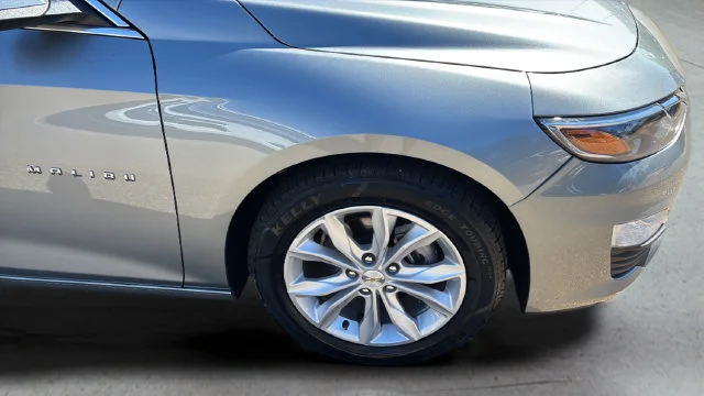 Used 2025 Gray Chevrolet LT image 34