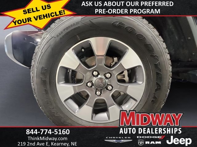 Used 2021 Black Jeep Unlimited Sahara image 14